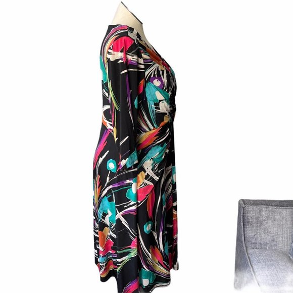 Robbie Bee  "Signature" Twist Front Dress, 2x - Picture 5 of 7